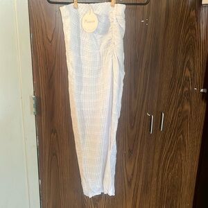 Woman crochet maxi skirt